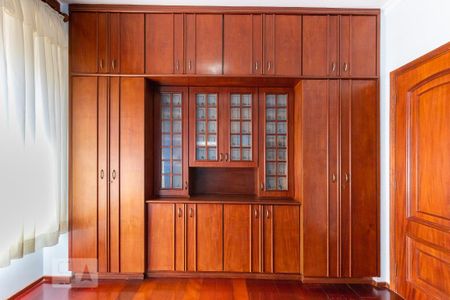Apartamento à venda com 120m², 3 quartos e 1 vaga Apartamento à venda com 120m², 3 quartos e 1 vagaQuarto 2 - Armários