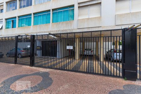 Fachada de apartamento à venda com 3 quartos, 120m² em Cambuí, Campinas