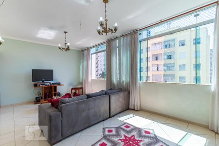 Apartamento à venda com 120m², 3 quartos e 1 vaga Apartamento à venda com 120m², 3 quartos e 1 vagaSala