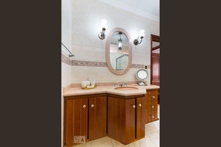 Apartamento à venda com 120m², 3 quartos e 1 vaga Apartamento à venda com 120m², 3 quartos e 1 vagaBanheiro social