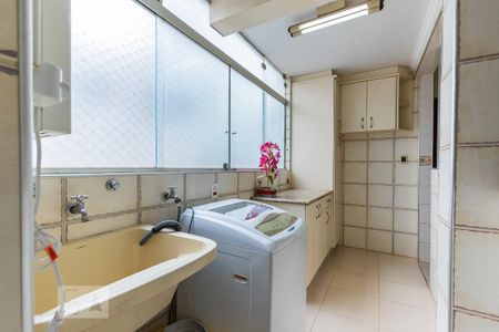 Apartamento à venda com 120m², 3 quartos e 1 vaga Apartamento à venda com 120m², 3 quartos e 1 vagaÁrea de serviço