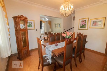 Sala de casa à venda com 4 quartos, 324m² em Vila Baruel, São Paulo