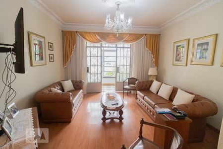 Sala de casa à venda com 4 quartos, 324m² em Vila Baruel, São Paulo