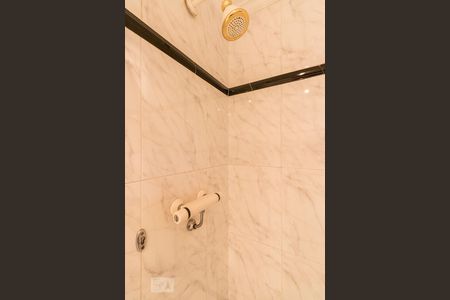 Banheiro Suite de apartamento à venda com 2 quartos, 70m² em Itaim Bibi, São Paulo