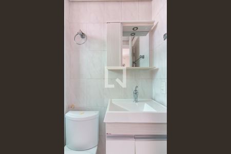 Apartamento à venda com 93m², 3 quartos e 2 vagas Apartamento à venda com 93m², 3 quartos e 2 vagasBanheiro da Suíte