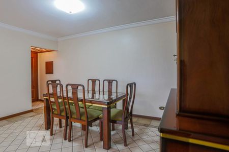 Sala de apartamento para alugar com 2 quartos, 90m² em Vila Monumento, São Paulo