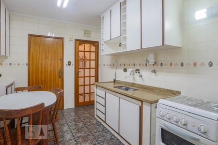 Apartamento para alugar com 90m², 2 quartos e 1 vagaCozinha