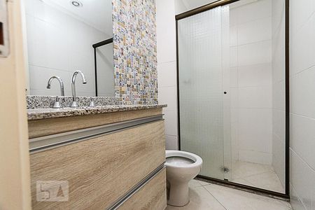 Apartamento para alugar com 76m², 2 quartos e 1 vagaBanheiro
