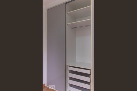 Quarto 2 - Armários de apartamento à venda com 3 quartos, 101m² em Vila Guarani (z Sul), São Paulo