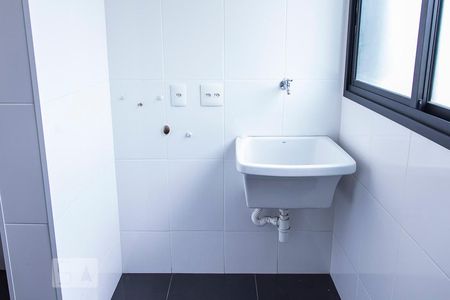 Apartamento para alugar com 70m², 2 quartos e 1 vagaÁrea de Serviço