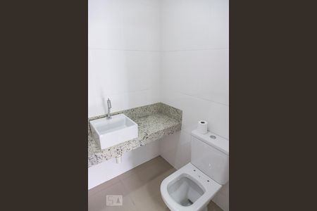 Apartamento para alugar com 70m², 2 quartos e 1 vagaLavabo