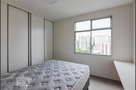 Quarto  de apartamento à venda com 1 quarto, 54m² em Lourdes, Belo Horizonte