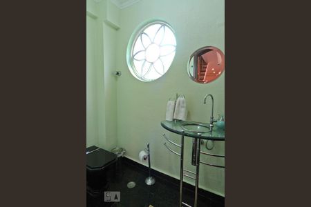 Lavabo de casa à venda com 3 quartos, 330m² em Jardim Paraíso, São Paulo