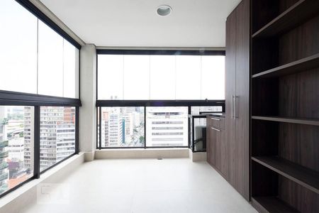 Varanda de kitnet/studio à venda com 1 quarto, 28m² em Jardim Paulista, São Paulo