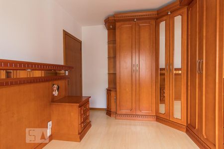 Apartamento para alugar com 75m², 2 quartos e 1 vagaDormitório