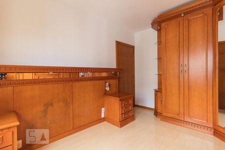 Apartamento para alugar com 75m², 2 quartos e 1 vagaDormitório