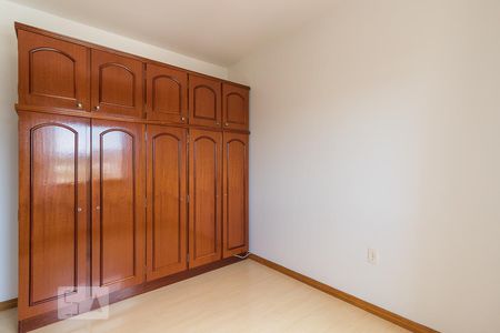 Apartamento para alugar com 75m², 2 quartos e 1 vagaDormitório 2