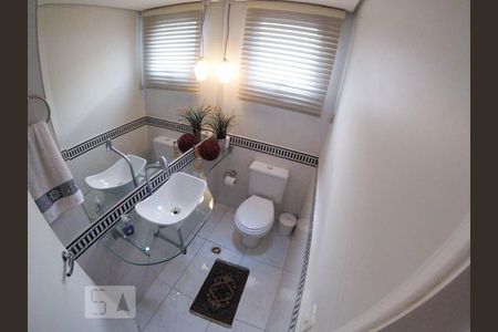 Apartamento para alugar com 122m², 2 quartos e 3 vagasBanheiro 2