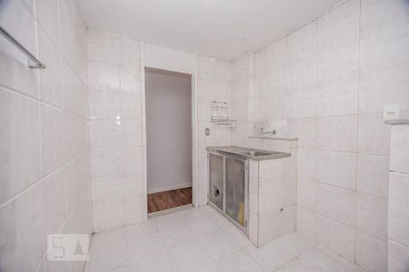 Cozinha de apartamento para alugar com 2 quartos, 65m² em Fátima, Niterói