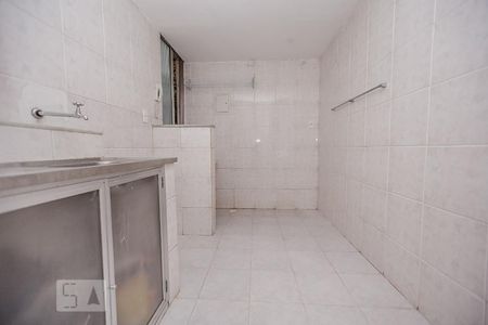 Cozinha de apartamento para alugar com 2 quartos, 65m² em Fátima, Niterói