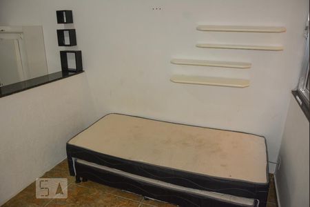 Quarto de kitnet/studio para alugar com 1 quarto, 27m² em Centro, Rio de Janeiro