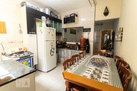 Apartamento à venda com 97m², 2 quartos e sem vagaCozinha