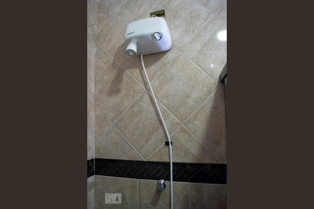 Casa à venda com 200m², 3 quartos e 4 vagasBANHEIRO