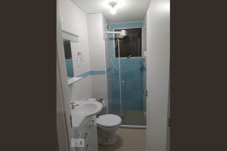 Banheiro de apartamento para alugar com 2 quartos, 42m² em Cavalhada, Porto Alegre