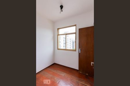 Quarto Reversível de apartamento para alugar com 2 quartos, 71m² em Lourdes, Belo Horizonte