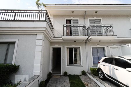 Casa de condomínio à venda com 72m², 2 quartos e 2 vagasFachada