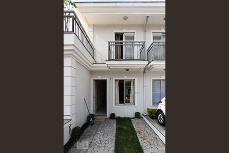 Casa de condomínio à venda com 72m², 2 quartos e 2 vagasFachada