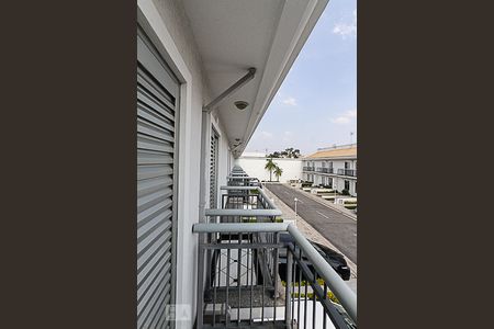 Casa de condomínio à venda com 72m², 2 quartos e 2 vagasVeranda Suite 02