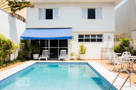 Casa à venda com 5 quartos, 350m² em Planalto Paulista, São Paulo