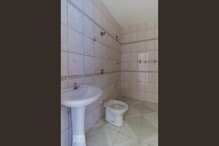 Banheiro de casa para alugar com 1 quarto, 40m² em Jardim Matarazzo, São Paulo