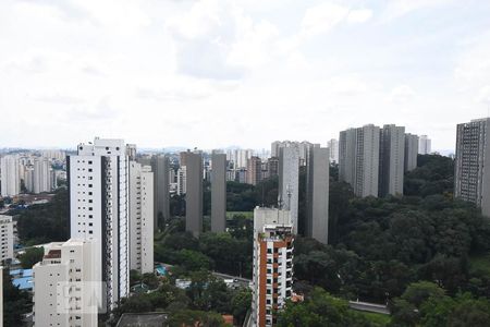 Vista de apartamento para alugar com 3 quartos, 114m² em Vila Suzana, São Paulo