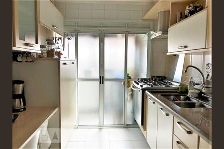 Apartamento à venda com 100m², 3 quartos e 2 vagasCozinha
