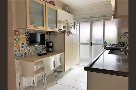 Apartamento à venda com 100m², 3 quartos e 2 vagasCozinha