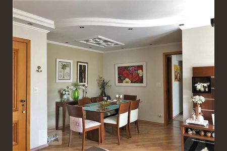 Apartamento à venda com 100m², 3 quartos e 2 vagasSala