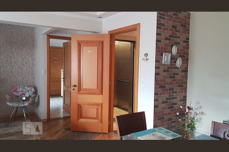 Apartamento à venda com 100m², 3 quartos e 2 vagasSala