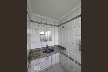 Banheiro da suíte de apartamento para alugar com 1 quarto, 36m² em Vila Mariana, São Paulo