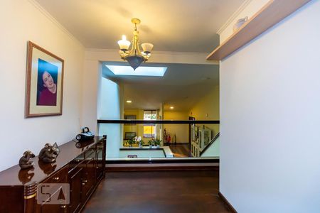 Casa à venda com 400m², 4 quartos e 5 vagasHall