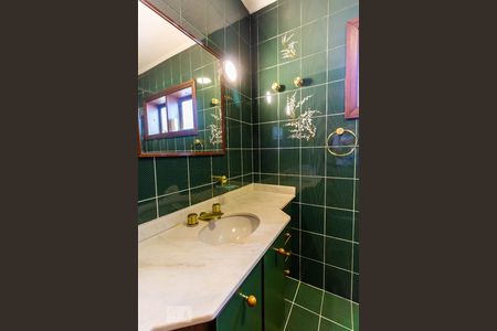 Casa à venda com 400m², 4 quartos e 5 vagasBanheiro da Suíte 3