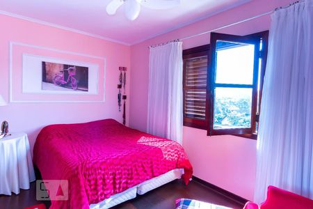 Casa à venda com 400m², 4 quartos e 5 vagasSuíte 1