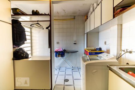 Casa à venda com 400m², 4 quartos e 5 vagasÁrea de Serviço