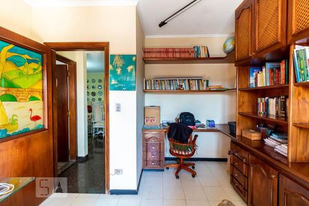 Casa à venda com 400m², 4 quartos e 5 vagasEscritório