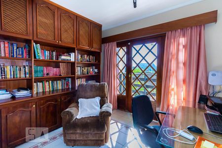 Casa à venda com 400m², 4 quartos e 5 vagasEscritório