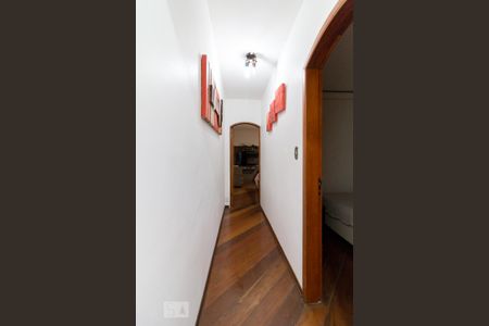 Corredor de casa à venda com 4 quartos, 385m² em Jardim Toscana, Guarulhos