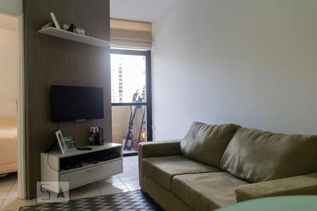 Sala de apartamento à venda com 1 quarto, 40m² em Indianópolis, São Paulo