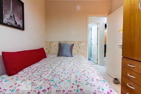 Apartamento à venda com 73m², 3 quartos e 2 vagasQuarto