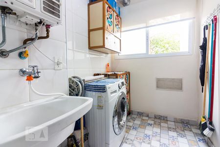 Apartamento à venda com 73m², 3 quartos e 2 vagasÁrea de Serviço